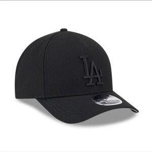 Black LA Cap